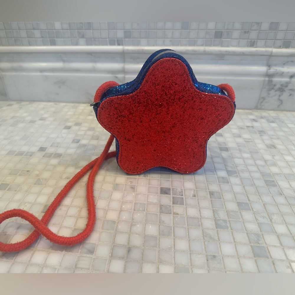 Novelty Red Silver Blue Star Shaped Glitter Purse - Picture 2 of 8